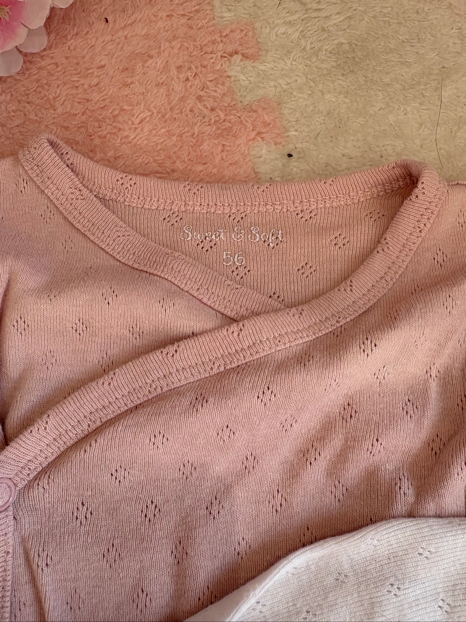 Set of 3 girl baby heart-neckline bodysuits 3 months – Pink & white – photo 3